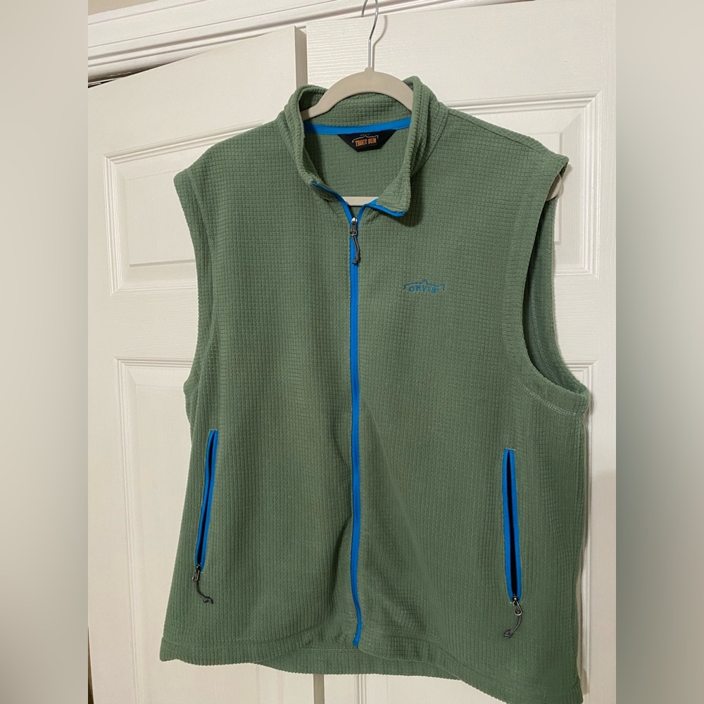 Orvis Trout Bum mens Green Fleece Vest with Blue Accents
